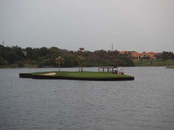 Island green 17th Hole