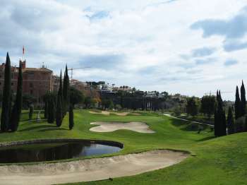 Approaching the par four 18th green