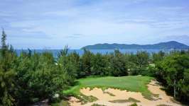 Aerial view of the dramatic short 8th, pre tree clearing