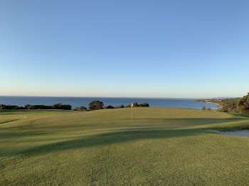 Mornington's famous 7th green