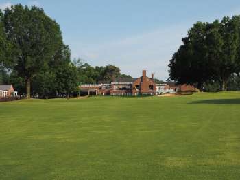 Approaching the 18th green